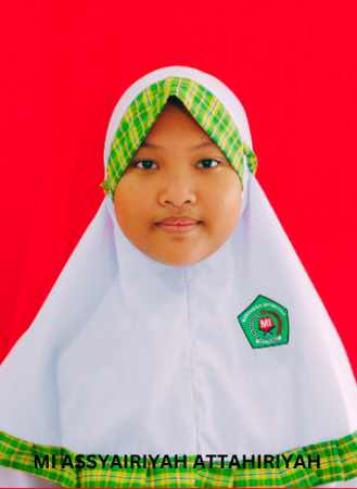 YUMNA ADELLIA SANUSI
